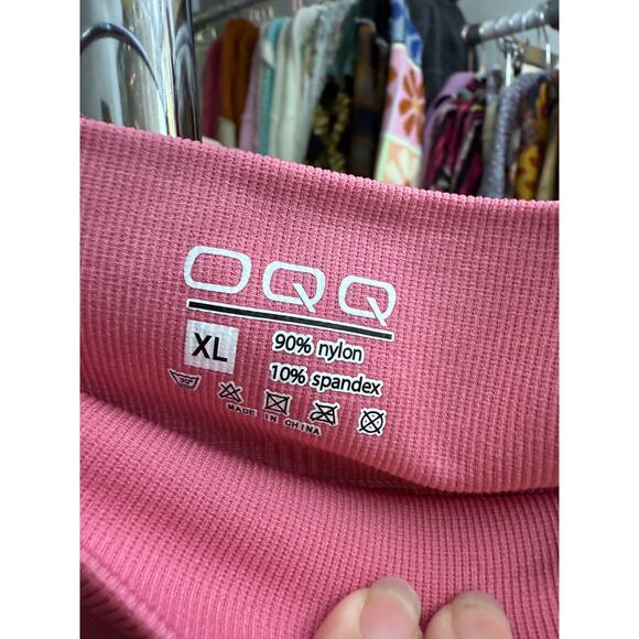 OQQ 2-n-1 Basic Flared Mini Skirt Black - Picture 2 of 3